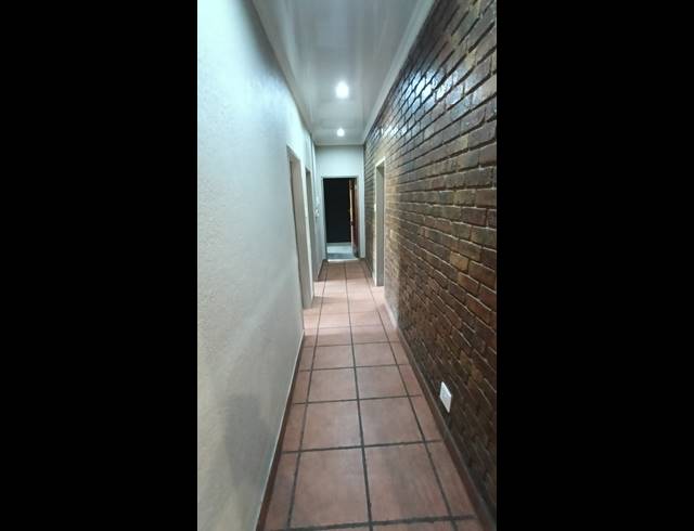 3 BEDROOM FREESTANDING FOR SALE IN REYNO RIDGE